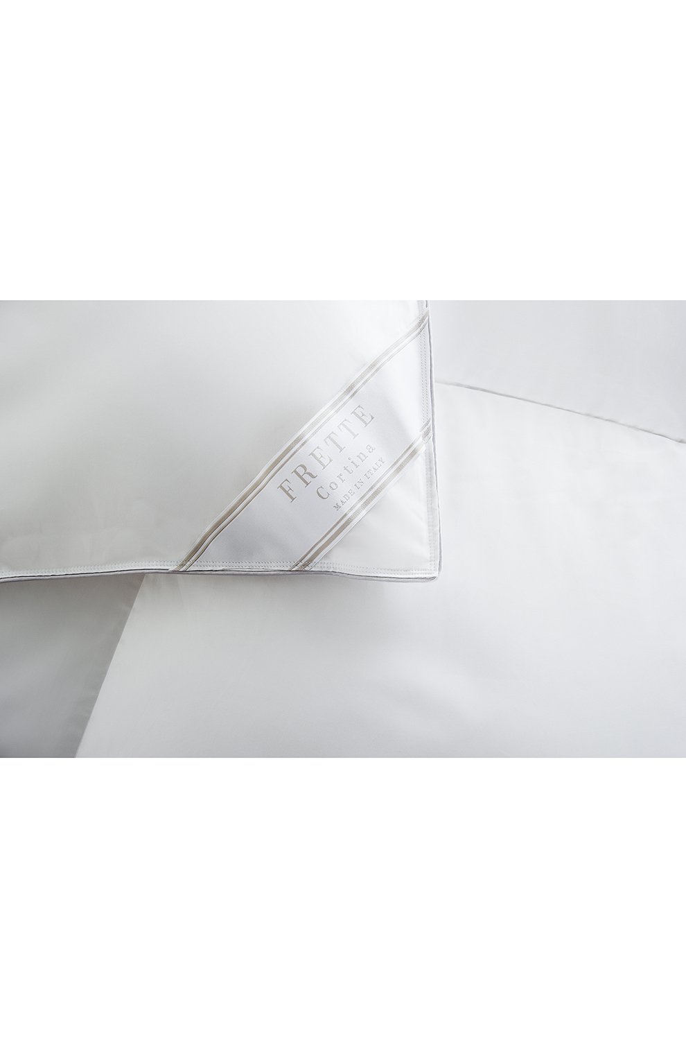 Одеяло cortina medium FRETTE белого цвета по цене 154000 руб., арт. F0A188 F3400 160N, фото 5 Одеяло cortina medium FRETTE, арт. F0A188 F3400 160N, фото 5