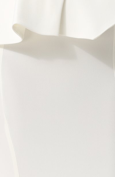 Приталенное платье-макси с оборкой ROLAND MOURET белого цвета по цене 173500 руб., арт. PW18/S0400/F2241, фото 5 Приталенное платье-макси с оборкой ROLAND MOURET, арт. PW18/S0400/F2241, фото 5