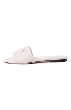 Женские кожаные шлепанцы bianca DOLCE & GABBANA белого цвета, арт. CQ0436/AY329 | Фото 4 (Подошва: Плоская; Каблук высота: Низкий; Материал внутренний: Натуральная кожа; Материал сплава: Проставлено; Драгоценные камни: Проставлено; Материал внешний: Натуральная кожа; Каблук тип: Устойчивый)