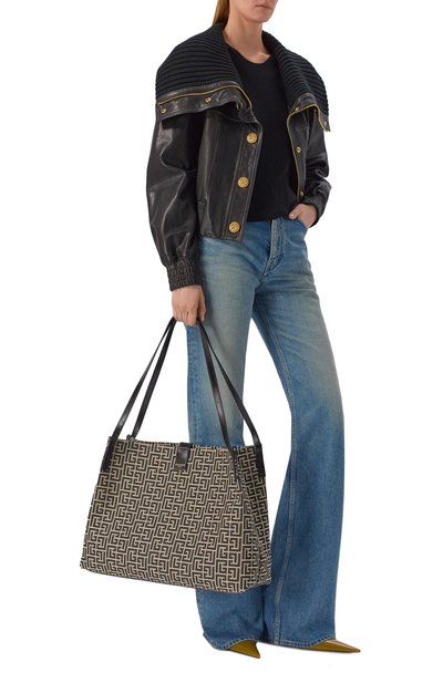 Сумка-тоут release medium BALMAIN черно-белого цвета по цене 99500 руб., арт. GN1FF034/TJMB, фото 3 Сумка-тоут release medium BALMAIN, арт. GN1FF034/TJMB, фото 3