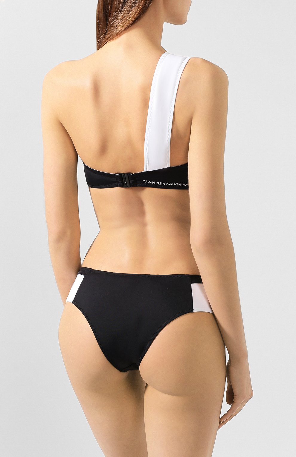 Плавки-бикини CALVIN KLEIN черного цвета по цене 5120 руб., арт. KW0KW00841, фото 3 Плавки-бикини CALVIN KLEIN, арт. KW0KW00841, фото 3