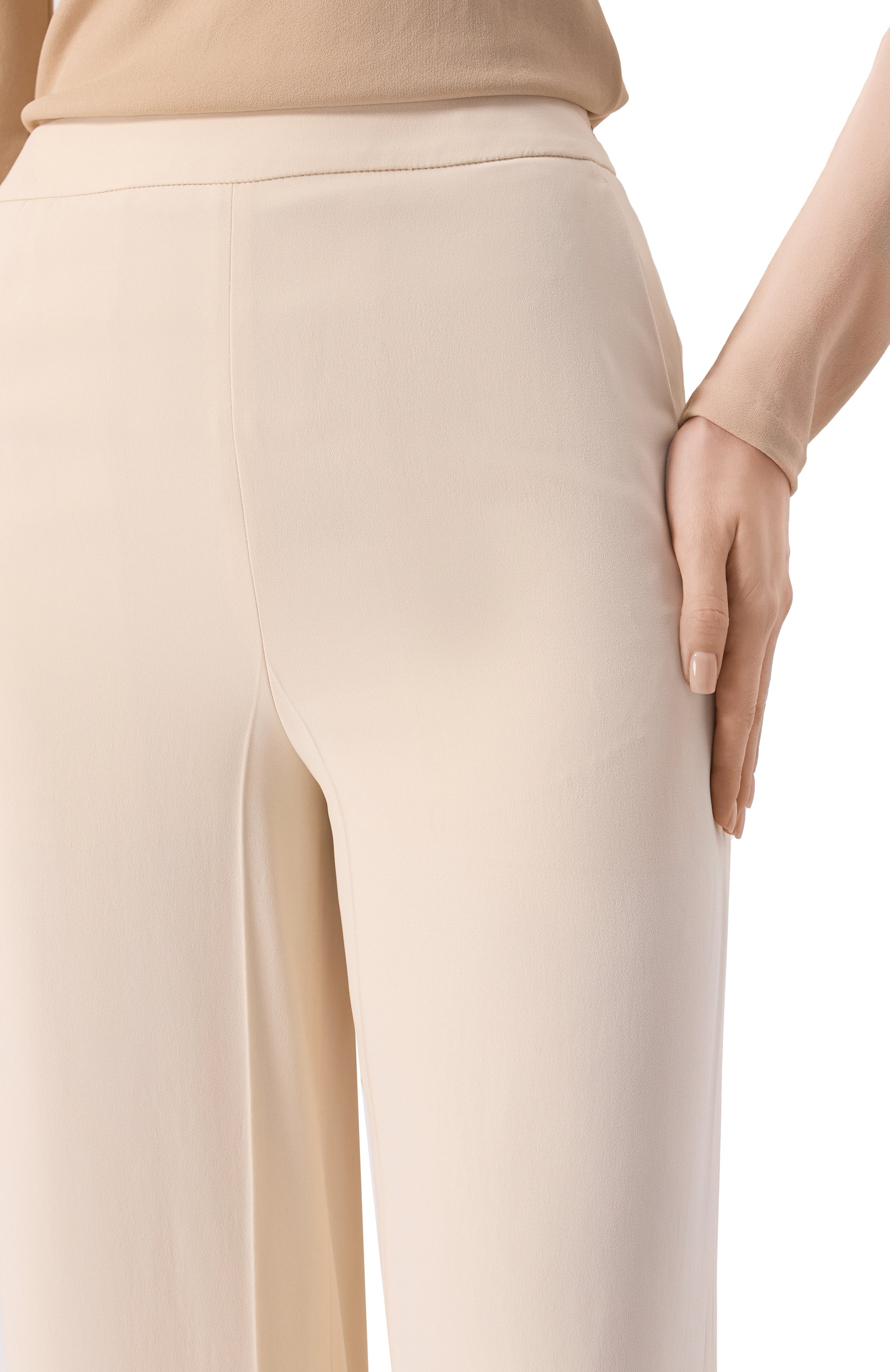 Брюки AGNONA кремового цвета по цене 184500 руб., арт. T70901/U5068, фото 5 Брюки AGNONA, арт. T70901/U5068, фото 5