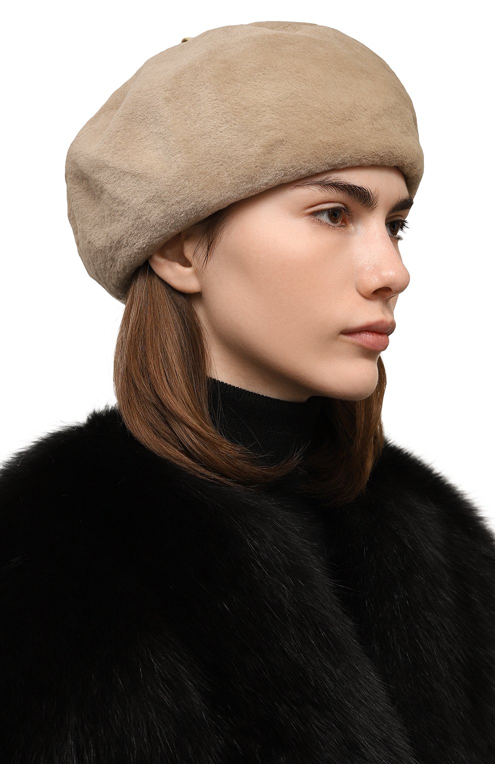 Меховой берет из норки VICTORIA KUSENKOVA разноцветного цвета по цене 70180 руб., арт. 011910033023, фото 2 Меховой берет из норки VICTORIA KUSENKOVA, арт. 011910033023, фото 2