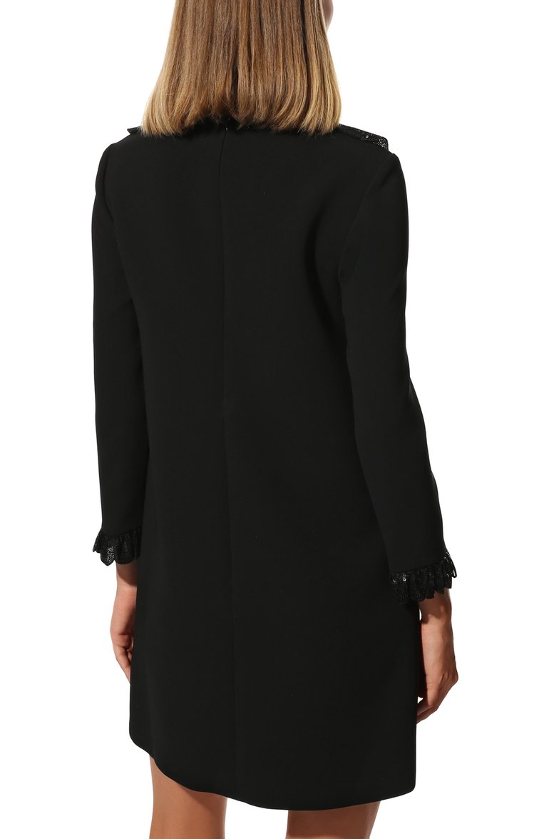 Женское платье MIU MIU черного цвета, арт. MF3807-1XDV-F0002 | Фото 4 (Длина Ж (юбки, платья, шорты): Мини; Материал внешний: Синтетический материал; Рукава: Длинные; Женское Кросс-КТ: Платье-одежда; Стили: Классический; Случай: Формальный; Драгоценные камни: Проставлено; Материал сплава: Проставлено)