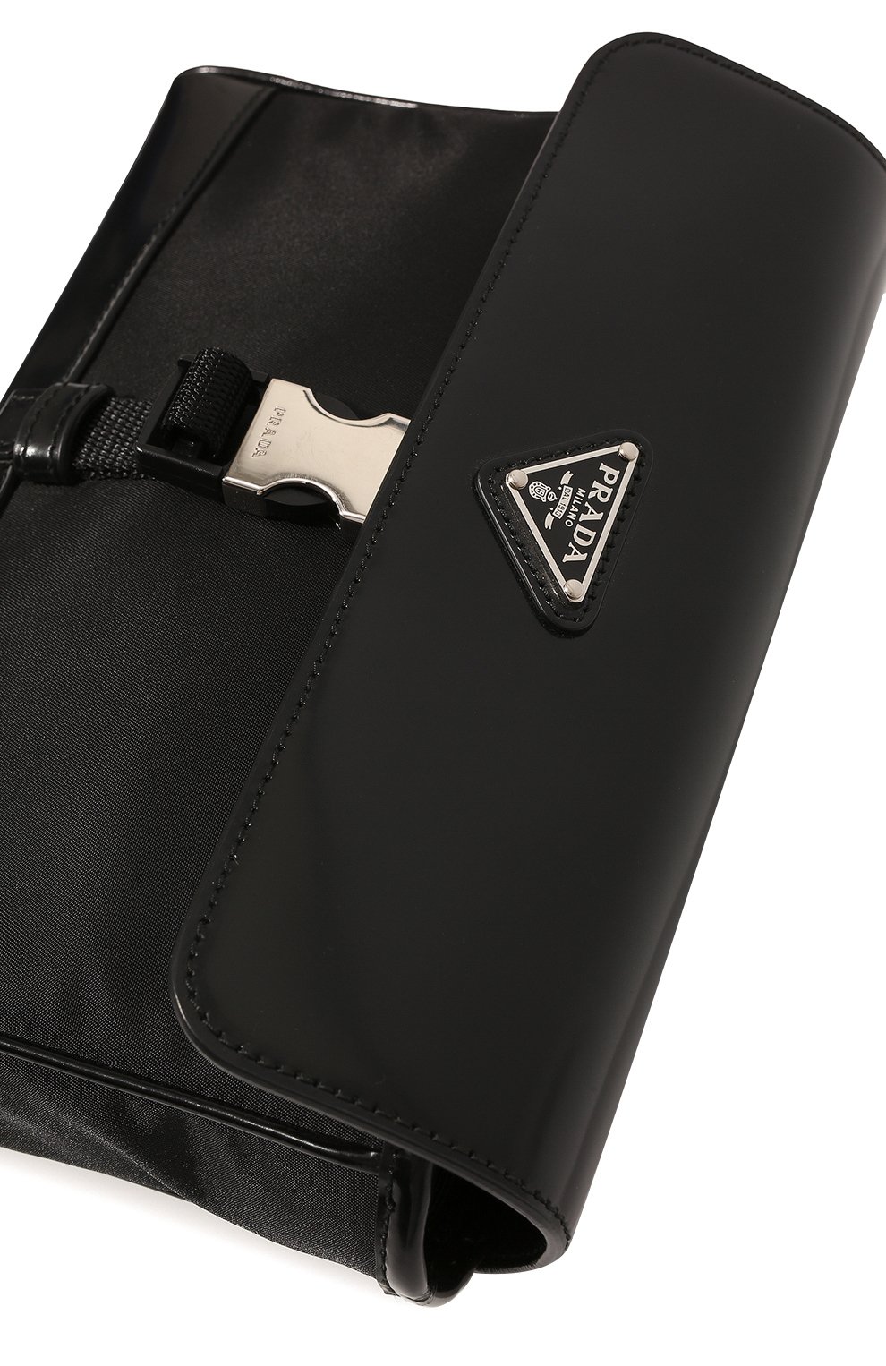 Текстильная сумка PRADA черного цвета по цене 120000 руб., арт. 2VD044-789-F0002-OOO, фото 3 Текстильная сумка PRADA, арт. 2VD044-789-F0002-OOO, фото 3