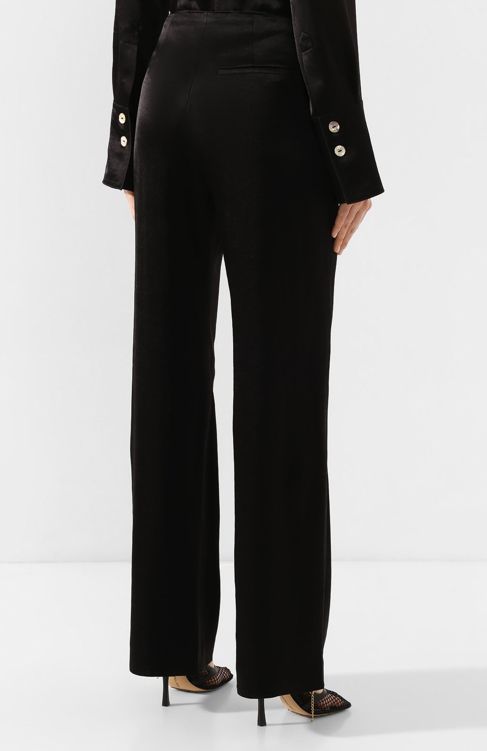 Брюки NANUSHKA черного цвета по цене 53350 руб., арт. FLAX_BLACK_WASHED SATIN, фото 4 Брюки NANUSHKA, арт. FLAX_BLACK_WASHED SATIN, фото 4