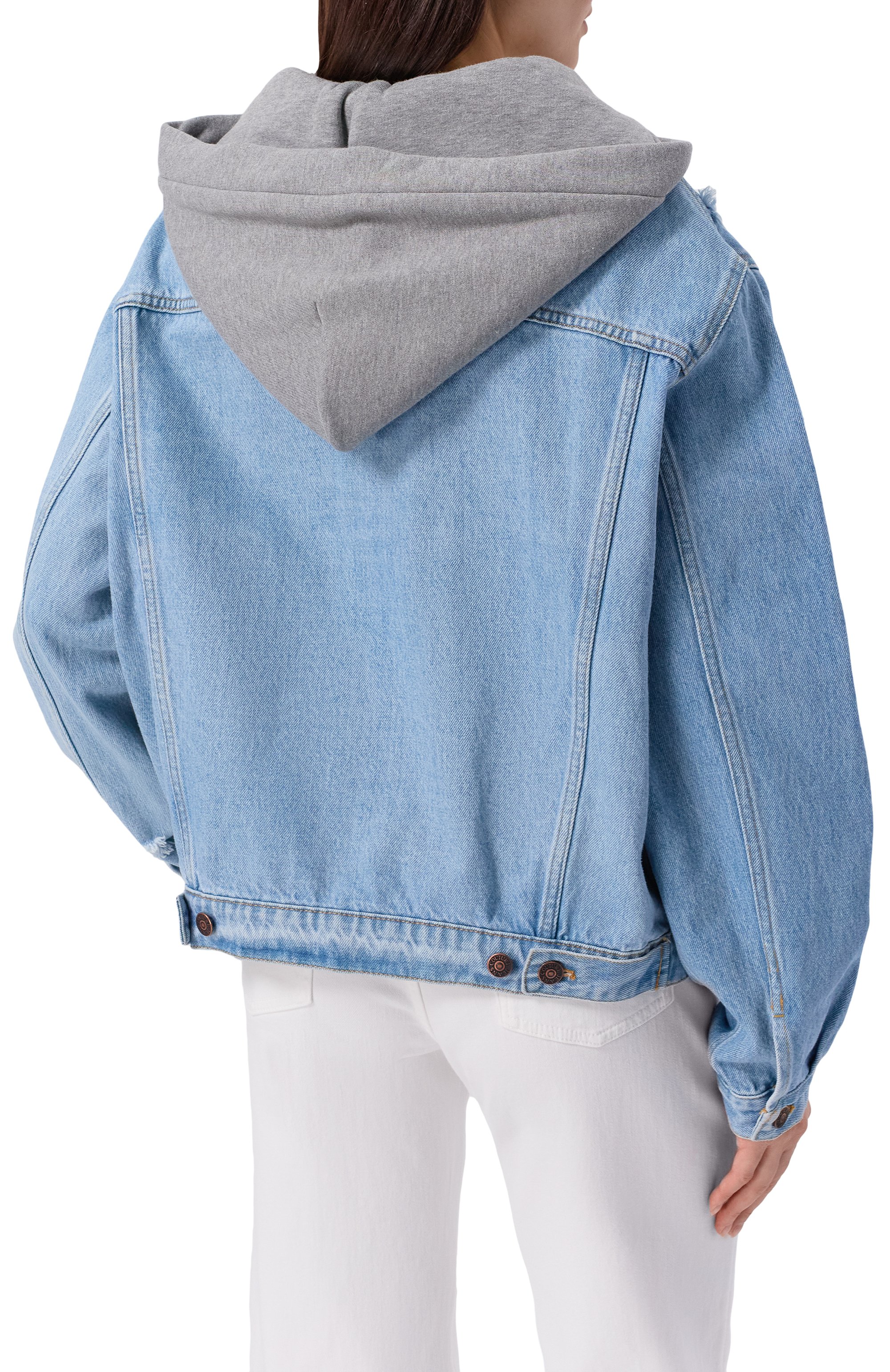 Джинсовая куртка FORTE DEI MARMI COUTURE голубого цвета по цене 55600 руб., арт. 25SF5367, фото 4 Джинсовая куртка FORTE DEI MARMI COUTURE, арт. 25SF5367, фото 4