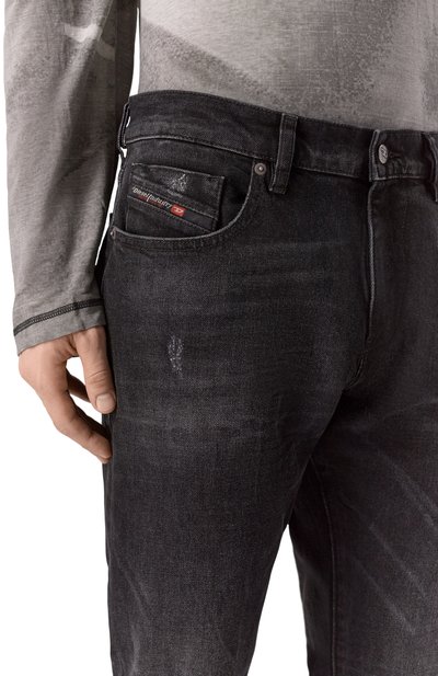 Джинсы 2019 d-strukt DIESEL темно-серого цвета по цене 27850 руб., арт. A03558/0PBBC, фото 5 Джинсы 2019 d-strukt DIESEL, арт. A03558/0PBBC, фото 5