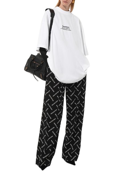 Брюки из вискозы BALENCIAGA черного цвета по цене 192500 руб., арт. 659026/TPLA5, фото 2 Брюки из вискозы BALENCIAGA, арт. 659026/TPLA5, фото 2