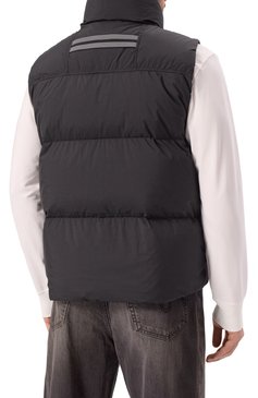 Мужской пуховый жилет lawrence CANADA GOOSE черного цвета, арт. 2804MB | Фото 4 (Материал сплава: Пр�оставлено; Материал утеплителя: Пух и перо; Драгоценные камни: Проставлено; Длина (верхняя одежда): Короткие; Материал подклада: Синтетический материал; Мужское Кросс-КТ: жилеты-объемные; Стили: Кэжуэл; Материал внешний: Синтетический материал)