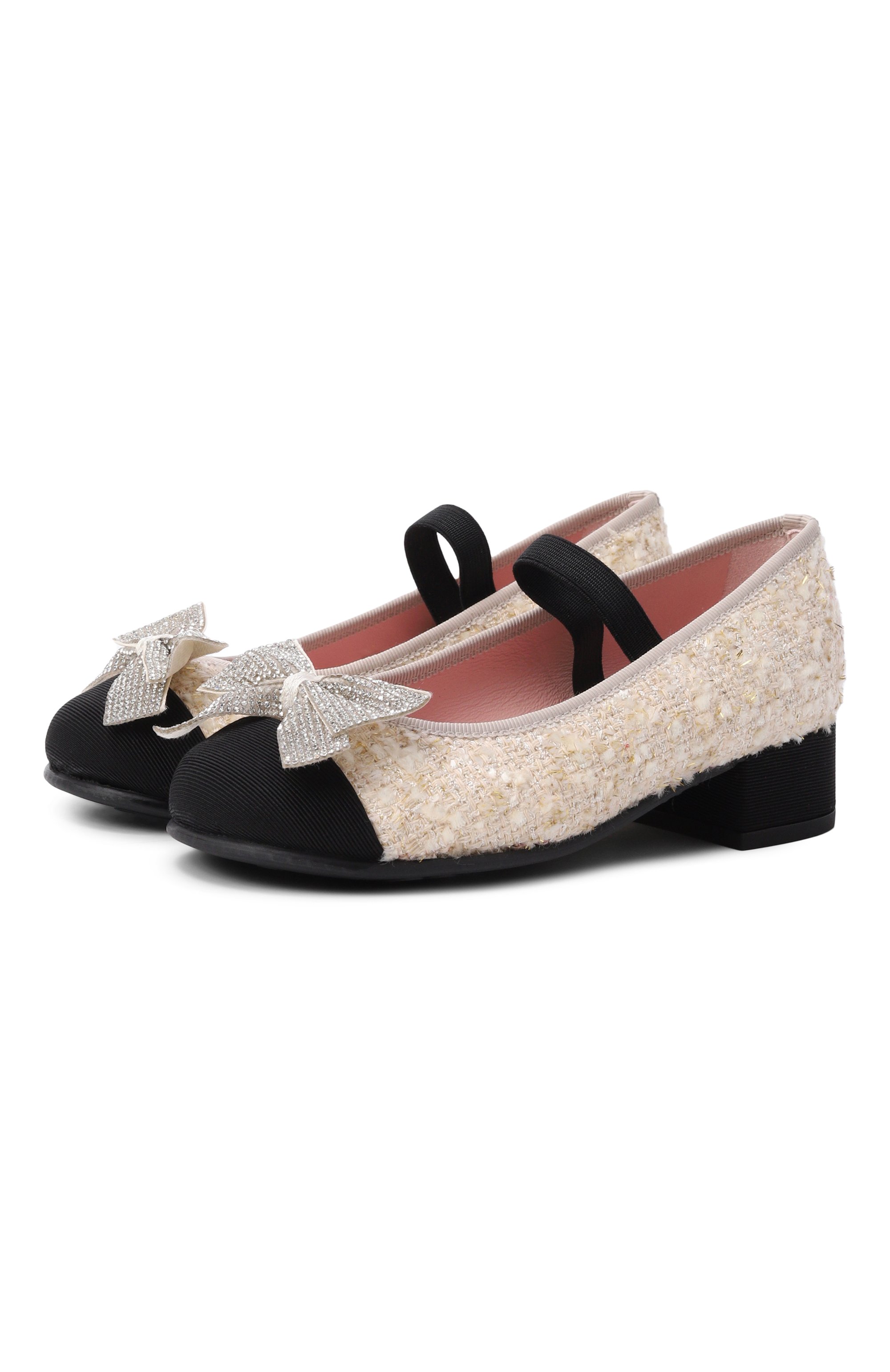 Туфли PRETTY BALLERINAS кремового цвета по цене 23450 руб., арт. 53101_001, фото 1 Туфли PRETTY BALLERINAS, арт. 53101_001, фото 1