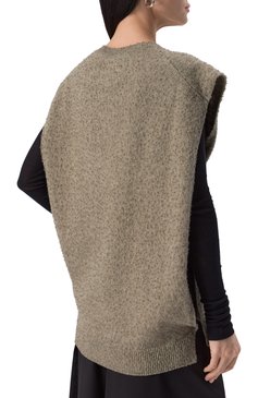 Мужского жилет из шерсти и хлопка MAISON MARGIELA светло-зеленого цвета, арт. S50TH0065/M13108 | Фото 8 (Материал внешний: Шерсть, Хлопок; Мужское Кросс-КТ: Жилет-одежда; Стили: Кэжуэл; Нос: Не проставлено; Региональные ограничения белый список (Axapta Mercury): Не проставлено; Кросс-КТ: Трикотаж)