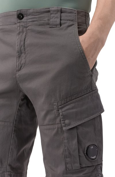 Хлопковые шорты C.P. COMPANY темно-серого цвета по цене 24950 руб., арт. 18CMBE116A005694G, фото 5 Хлопковые шорты C.P. COMPANY, арт. 18CMBE116A005694G, фото 5