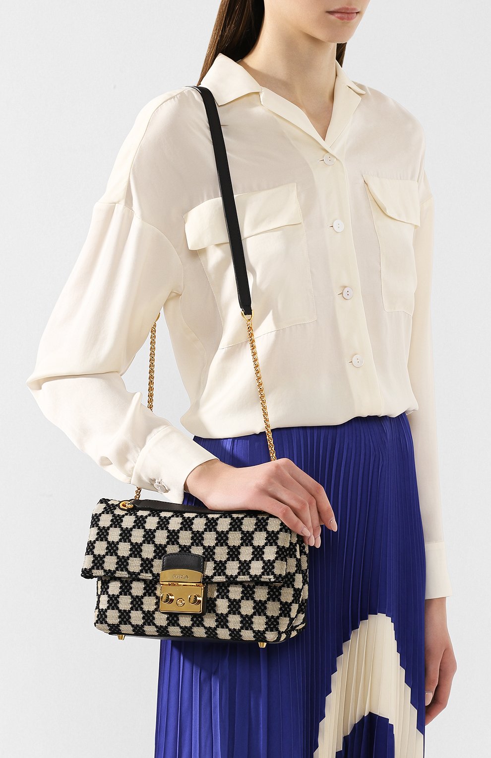 Сумка metropolis nuvola FURLA черного цвета по цене 42900 руб., арт. BVQ7/O01, фото 5 Сумка metropolis nuvola FURLA, арт. BVQ7/O01, фото 5