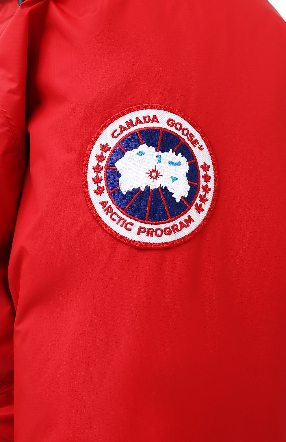 Пуховик skreslet CANADA GOOSE красного цвета по цене 134500 руб., арт. 2067M, фото 5 Пуховик skreslet CANADA GOOSE, арт. 2067M, фото 5