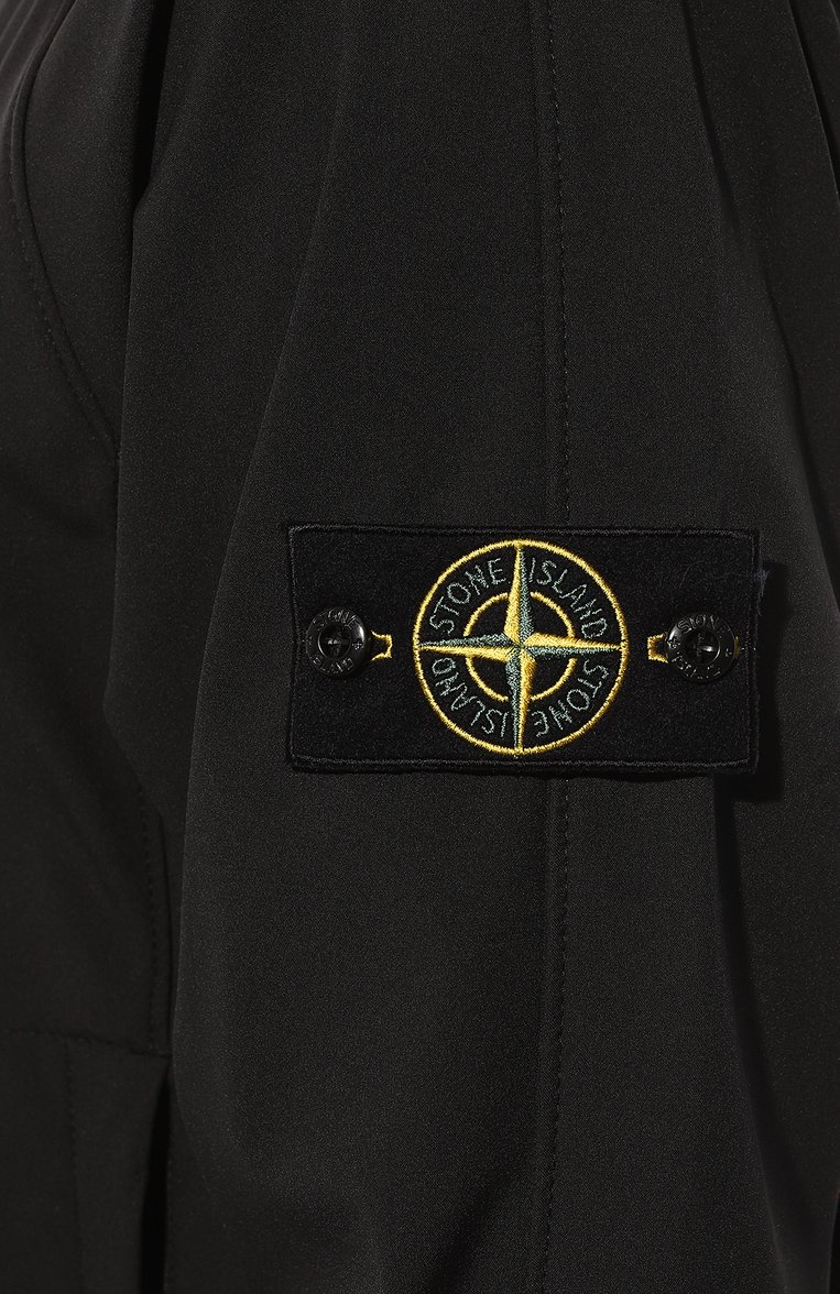 Мужской куртка STONE ISLAND черного цвета, арт. 781540927 | Фото 5 (Кросс-КТ: Куртка, бомбер; Рукава: Длинные; Принт: Без принта; Материал внешний: Синтетический материал; Материал сплава: Проставлено; Драгоценные камни: Проставлено; Длин�а (верхняя одежда): Короткие; Стили: Кэжуэл)