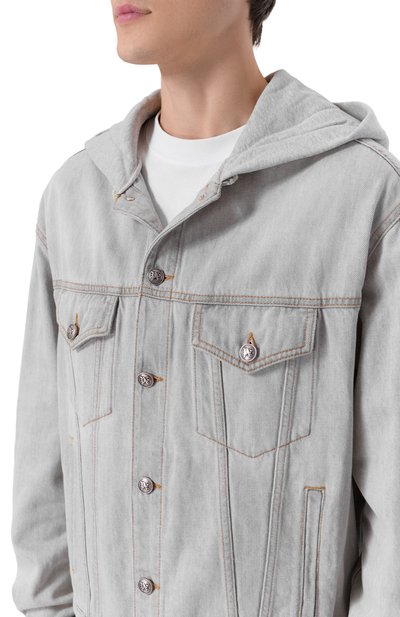 Джинсовая куртка PALM ANGELS светло-серого цвета по цене 99400 руб., арт. PMYE05CF25DEN001, фото 5 Джинсовая куртка PALM ANGELS, арт. PMYE05CF25DEN001, фото 5