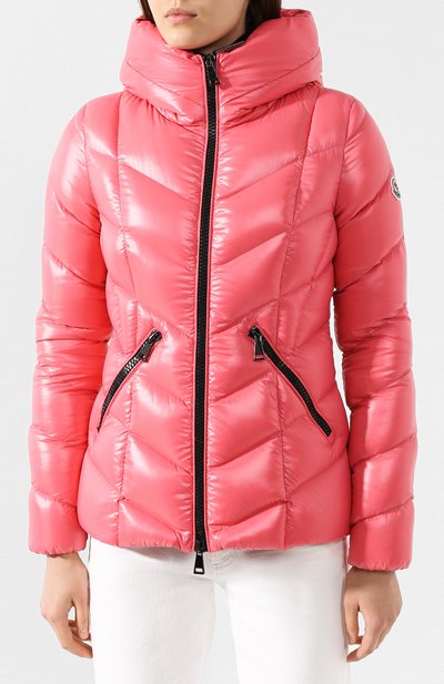 Пуховая куртка MONCLER розового цвета по цене 119500 руб., арт. E2-093-46915-05-C0065, фото 3 Пуховая куртка MONCLER, арт. E2-093-46915-05-C0065, фото 3