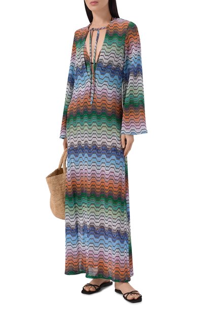 Платье из вискозы MISSONI разноцветного цвета по цене 156000 руб., арт. MC26SQ04/BR015D, фото 2 Платье из вискозы MISSONI, арт. MC26SQ04/BR015D, фото 2