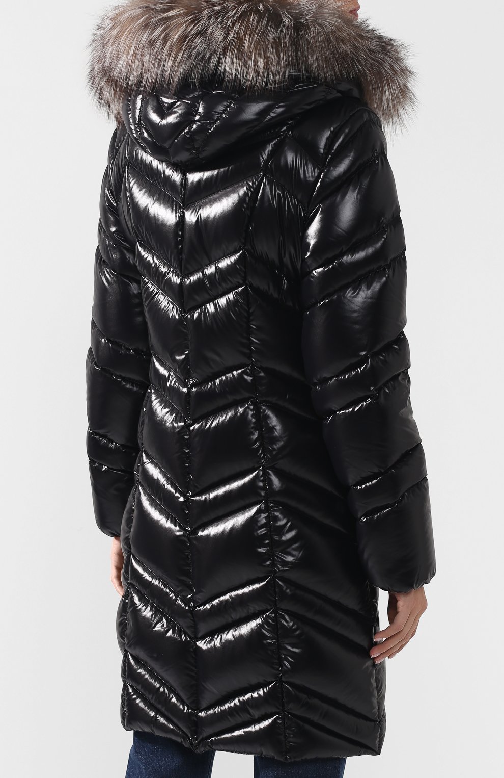 Пуховик с меховой отделкой капюшона MONCLER, арт. D2-093-49344-25-68950, фото 4