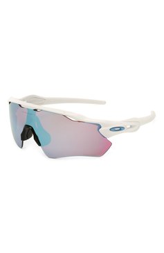 Женские солнцезащитные очки OAKLEY разноцветного цвета, арт. 9208-920847 | Фото 1 (Региональные ограничения белый список (Axapta Mercury): Не проставлено, RU; Нос: Не проставлено; Тип очков: С/з; Статус проверки: Требуются правки, Проверена категория; Материал сплава: Проверено)