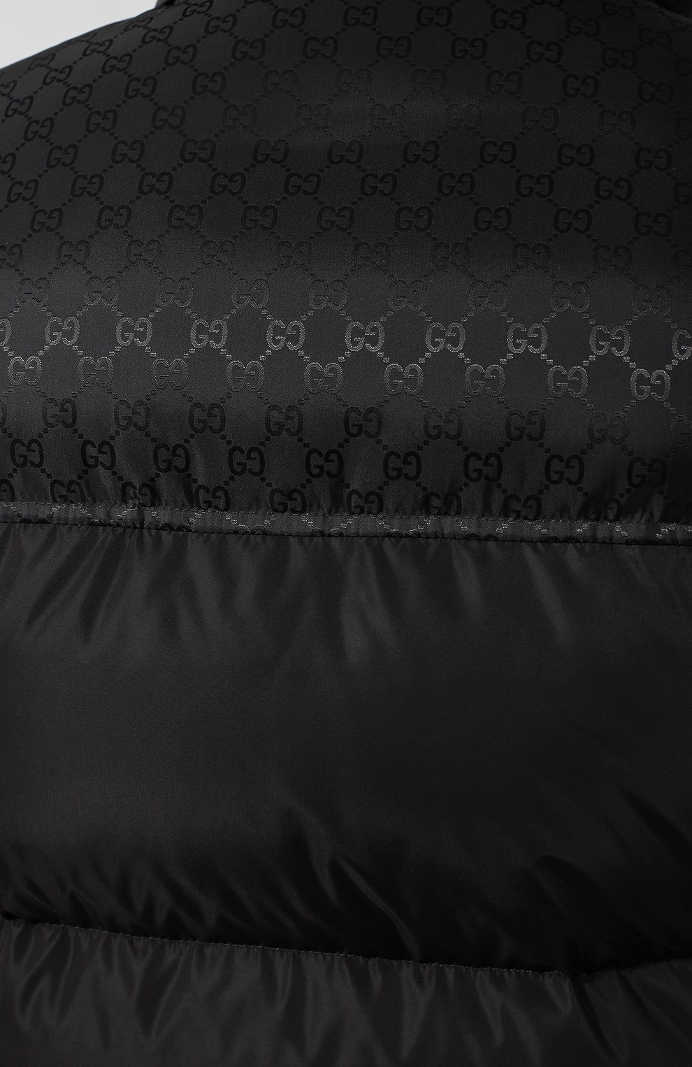 Пуховый жилет GUCCI черного цвета по цене 206500 руб., арт. 546333/Z4218, фото 5 Пуховый жилет GUCCI, арт. 546333/Z4218, фото 5