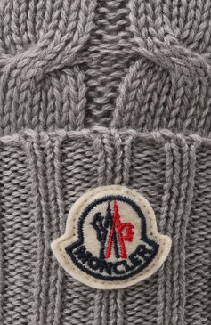 Детского шерстяная шапка MONCLER серого цвета, арт. G2-954-3B715-20-04S02 | Фото 3 (Материал: Текстиль, Шерсть; Материал сплава: Проставлено; Нос: Не проставлено)