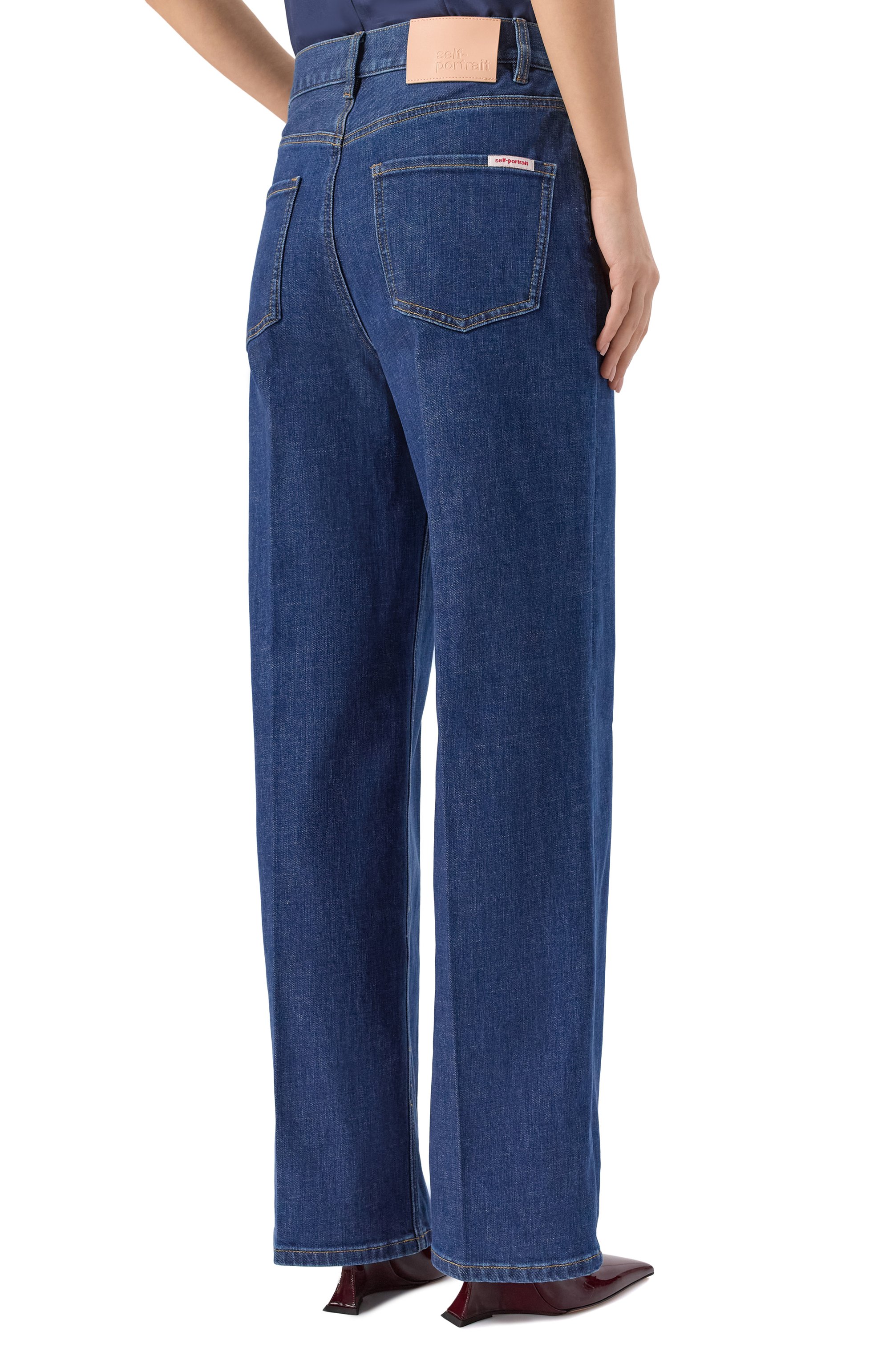 Джинсы SELF-PORTRAIT синего цвета по цене 42450 руб., арт. AW25-822P-BL, фото 4 Джинсы SELF-PORTRAIT, арт. AW25-822P-BL, фото 4