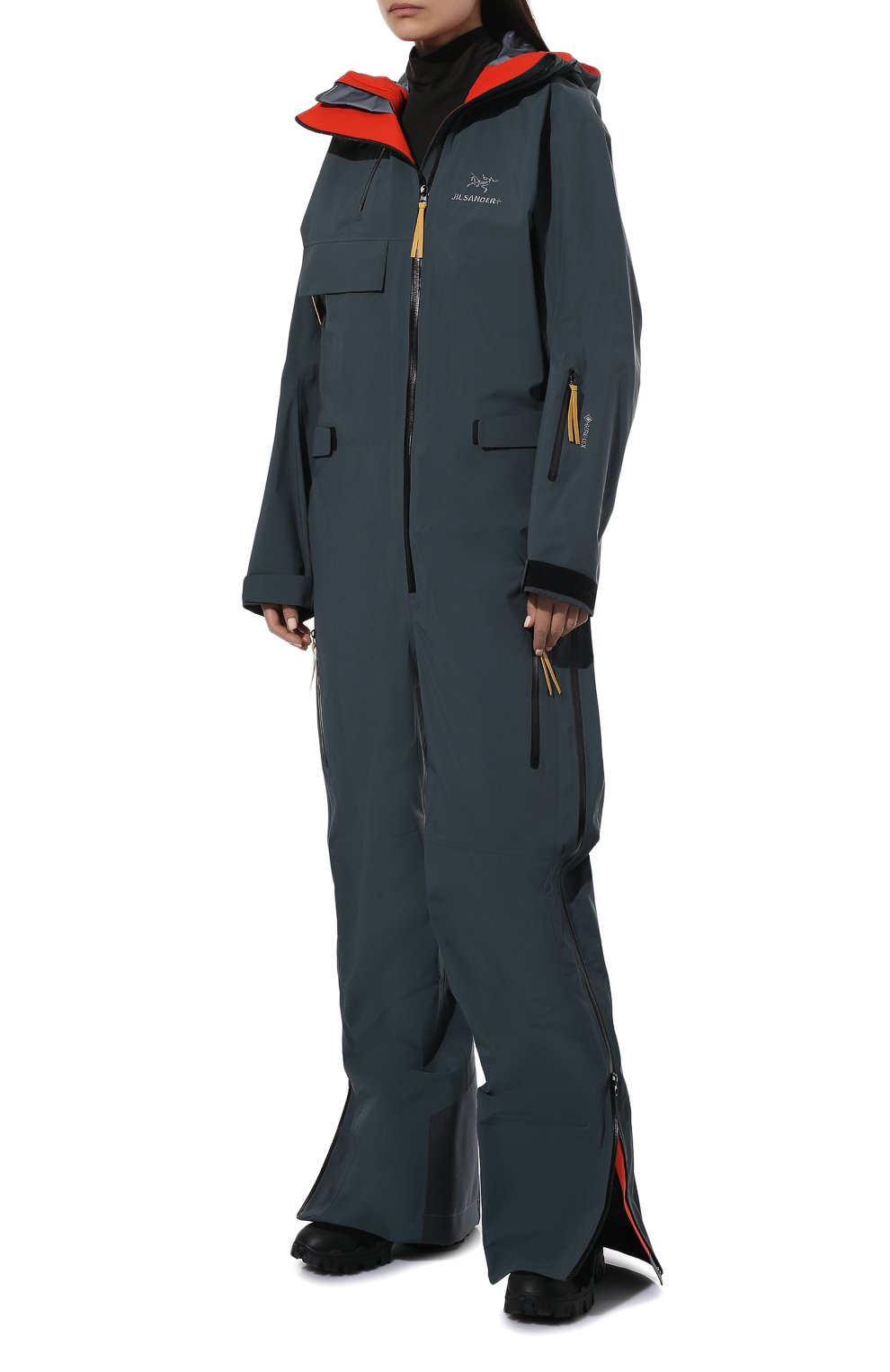 Комбинезон arc’teryx x jil sander+ JIL SANDER темно-зеленого цвета по цене 293000 руб., арт. JPPT683215-WT466808A, фото 2 Комбинезон arc’teryx x jil sander+ JIL SANDER, арт. JPPT683215-WT466808A, фото 2