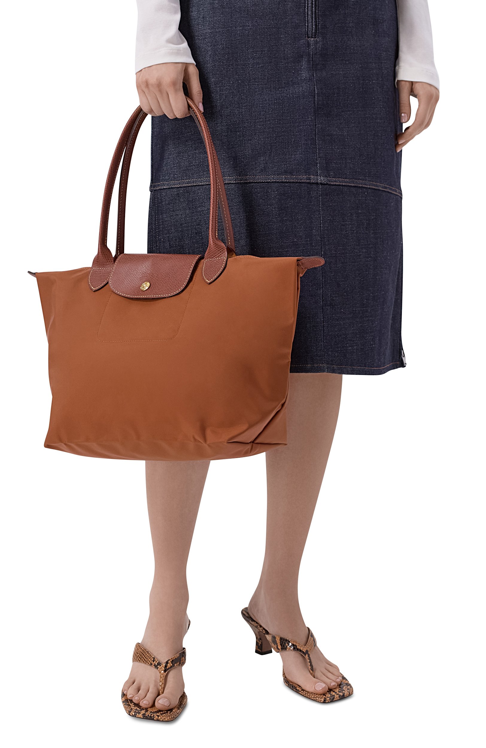 Сумка le pliage original medium LONGCHAMP коричневого цвета по цене 19950 руб., арт. L2605089/089, фото 2 Сумка le pliage original medium LONGCHAMP, арт. L2605089/089, фото 2