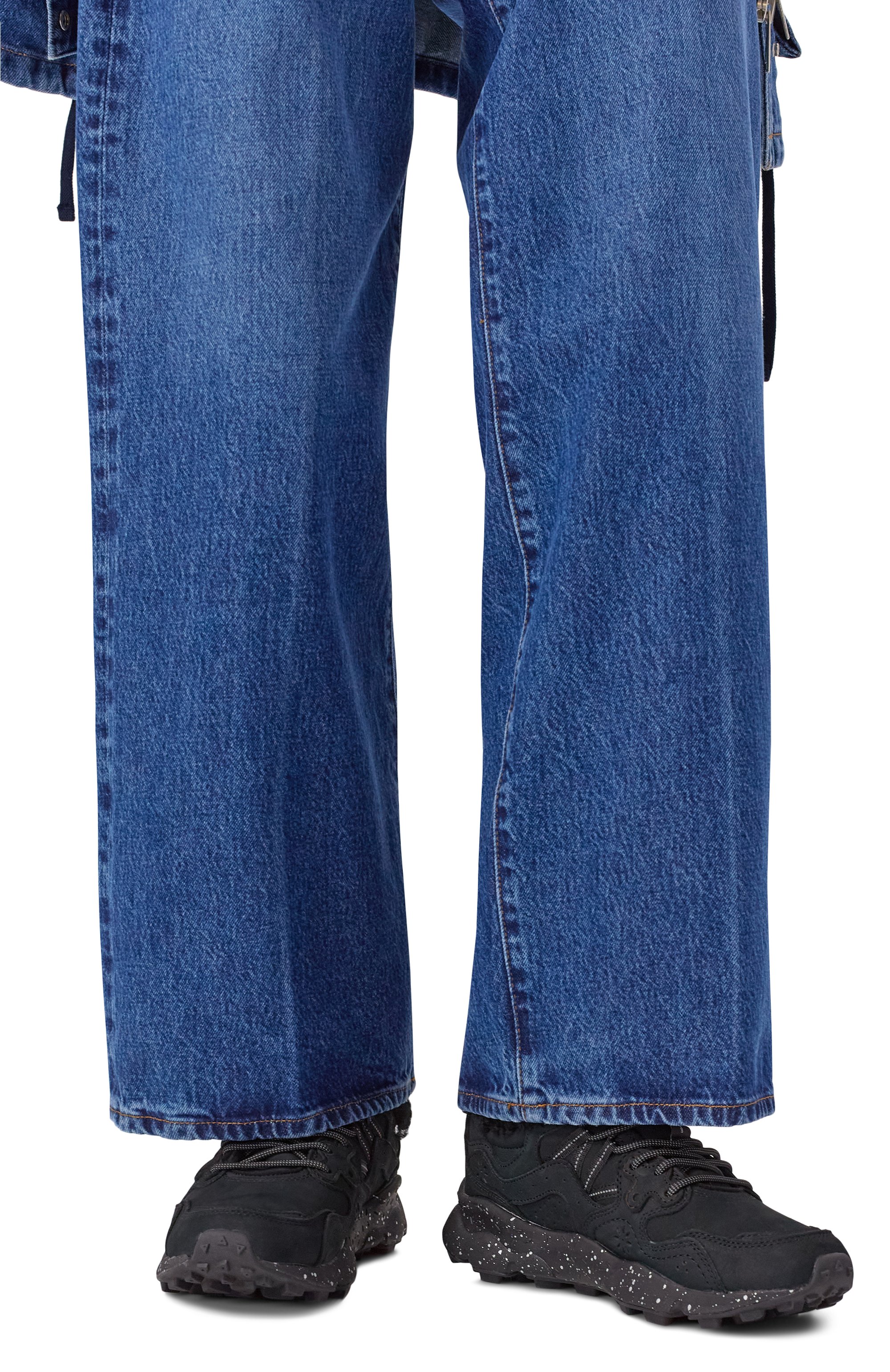 Замшевые кроссовки yamano 3 FLOWER MOUNTAIN черного цвета по цене 41200 руб., арт. 2017818/62/W, фото 2 Замшевые кроссовки yamano 3 FLOWER MOUNTAIN, арт. 2017818/62/W, фото 2