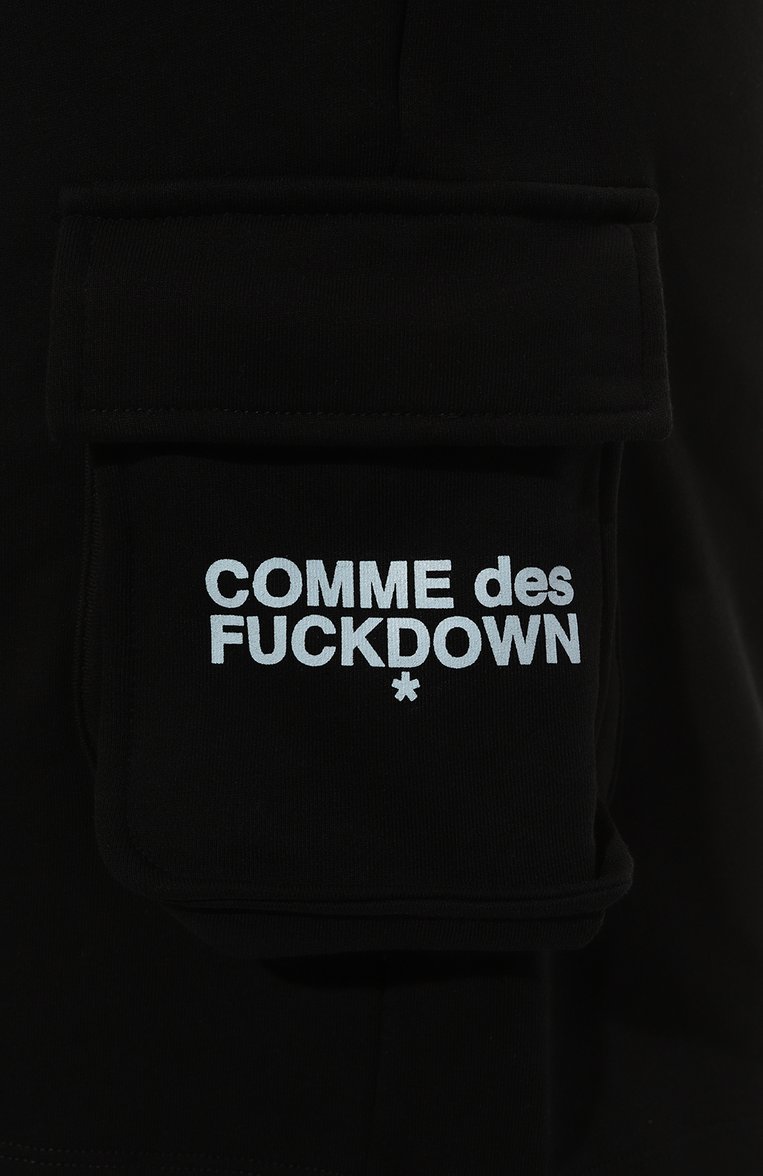 Мужские хлопковые шорты COMME DES FUCKDOWN черного цвета, арт. CFABM00025 | Фото 5 (Материал внешний: Хлопок; Материал сплава: Проставлено; Драгоценные камни: Проставлено; Длина Шорты М: Ниже колена; Случай: Повседневный; Стили: Кэжуэл; Принт: Без принта; Силуэт М (брюки): Карго)