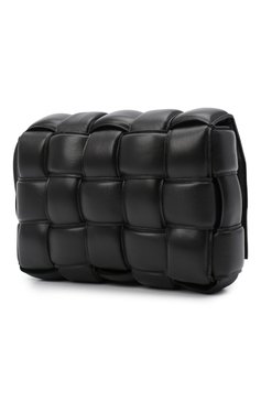 Женская сумка padded cassette BOTTEGA VENETA черного цвета, арт. 591970/VCQR1 | Фото 4 (Материал: Натуральная кожа; Сумки-технические: Сумки через плечо; Ремень/цепочка: На ремешке; Размер: medium; Региональные ограничени�я белый список (Axapta Mercury): RU; Материал сплава: Проставлено; Драгоценные камни: Проставлено)