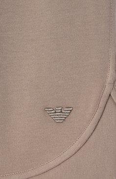Детского комплект из футболки и шорт EMPORIO ARMANI бежевого цвета, арт. EB000169/AF13218 | Фото 7 (Рукава: Короткие; Мальчики Кросс-КТ: Костюмы-спорт; Материал внешний: Синтетический материал; Автоматизация ТО: Проставлено; Автоматизация состава: Проставлено; Ростовка одежда: 6 лет | 116 см, 13 - 15 лет | 158 см, 10 - 11 лет | 140 - 146см, 16 лет | 164 см, 5 лет | 110 см, 7 лет | 122 см, 8 лет | 128 см, 4 года | 104 см)