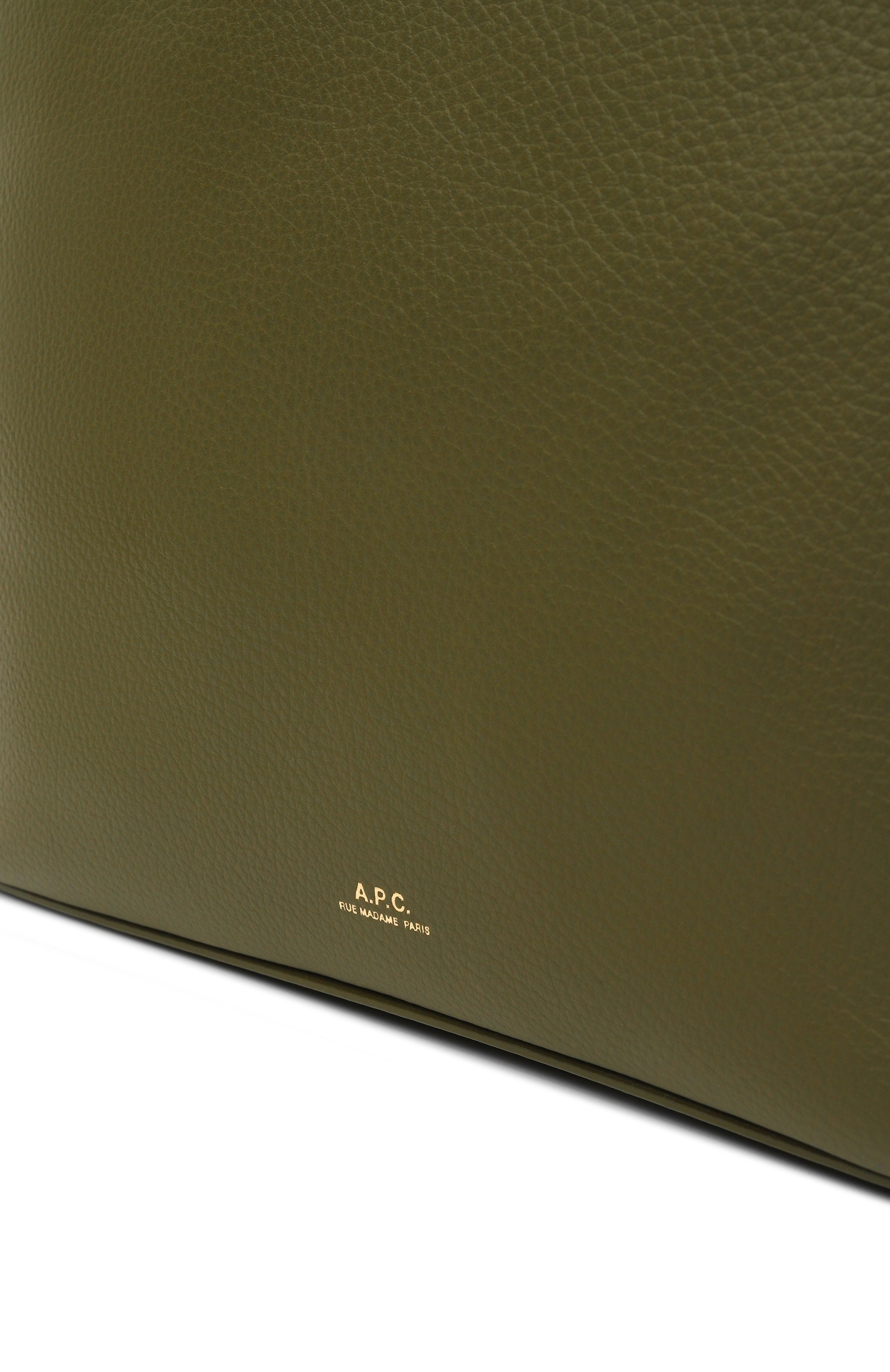 Сумка vera A.P.C. хаки цвета по цене 66500 руб., арт. PXCBL-F61902, фото 3 Сумка vera A.P.C., арт. PXCBL-F61902, фото 3
