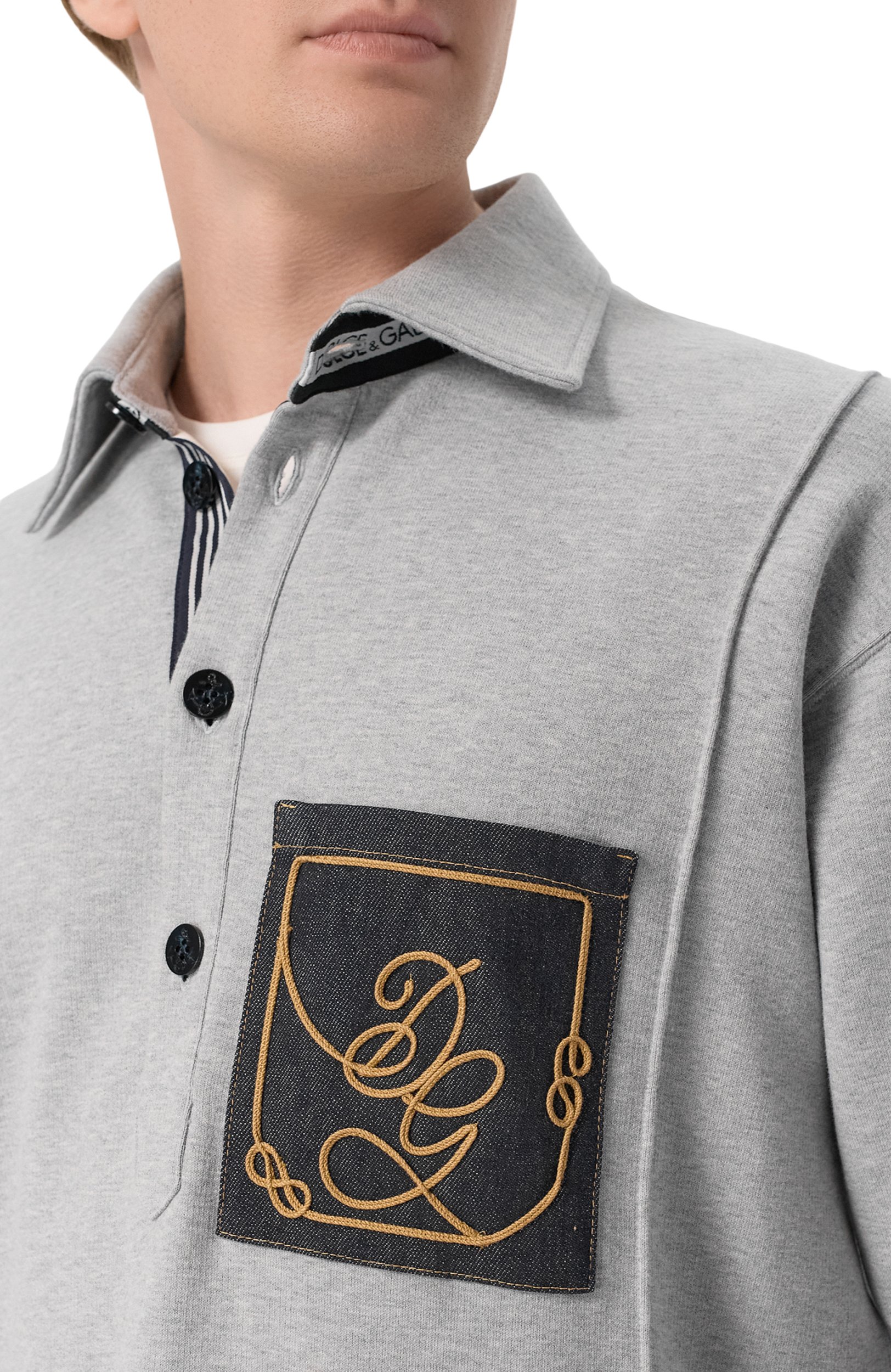 Хлопковое поло DOLCE & GABBANA светло-серого цвета по цене 125500 руб., арт. G9CEIZ/HU7W4, фото 5 Хлопковое поло DOLCE & GABBANA, арт. G9CEIZ/HU7W4, фото 5