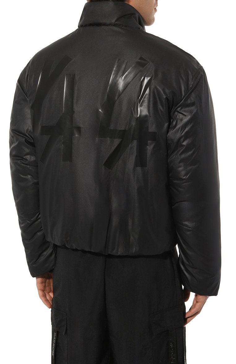 Мужской куртка 44 LABEL GROUP черного цвета, арт. B0030343/FA311/P288 | Фото 4 (Кросс-КТ: Куртка, бомбер; Рукава: Длинные; Материал внешний: Синтетический материал; Принт: С принтом; Материал сплава: Проставлено; Материал подклада: Синтетический материал; Драгоценные камни: Проставлено; Длина (верхняя одежда): Короткие; Стили: Кэжуэл)