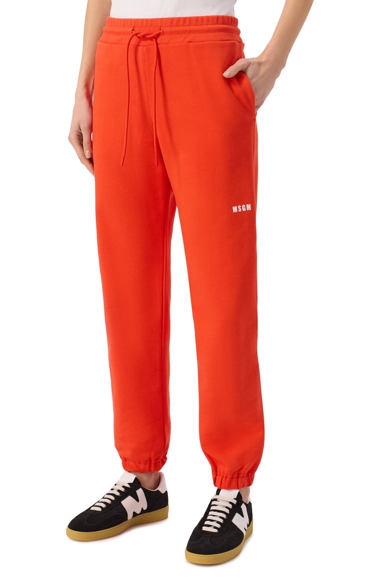 Женские хлопковые джоггеры MSGM красного цвета, арт. 3841MDP500/257000 | Фото 3 (Длина (брюки, джинсы): Стандартные; Материал внешний: Хлопок; Материал спл�ава: Проставлено; Драгоценные камни: Проставлено; Женское Кросс-КТ: Брюки-одежда, Джоггеры - брюки; Стили: Спорт-шик)