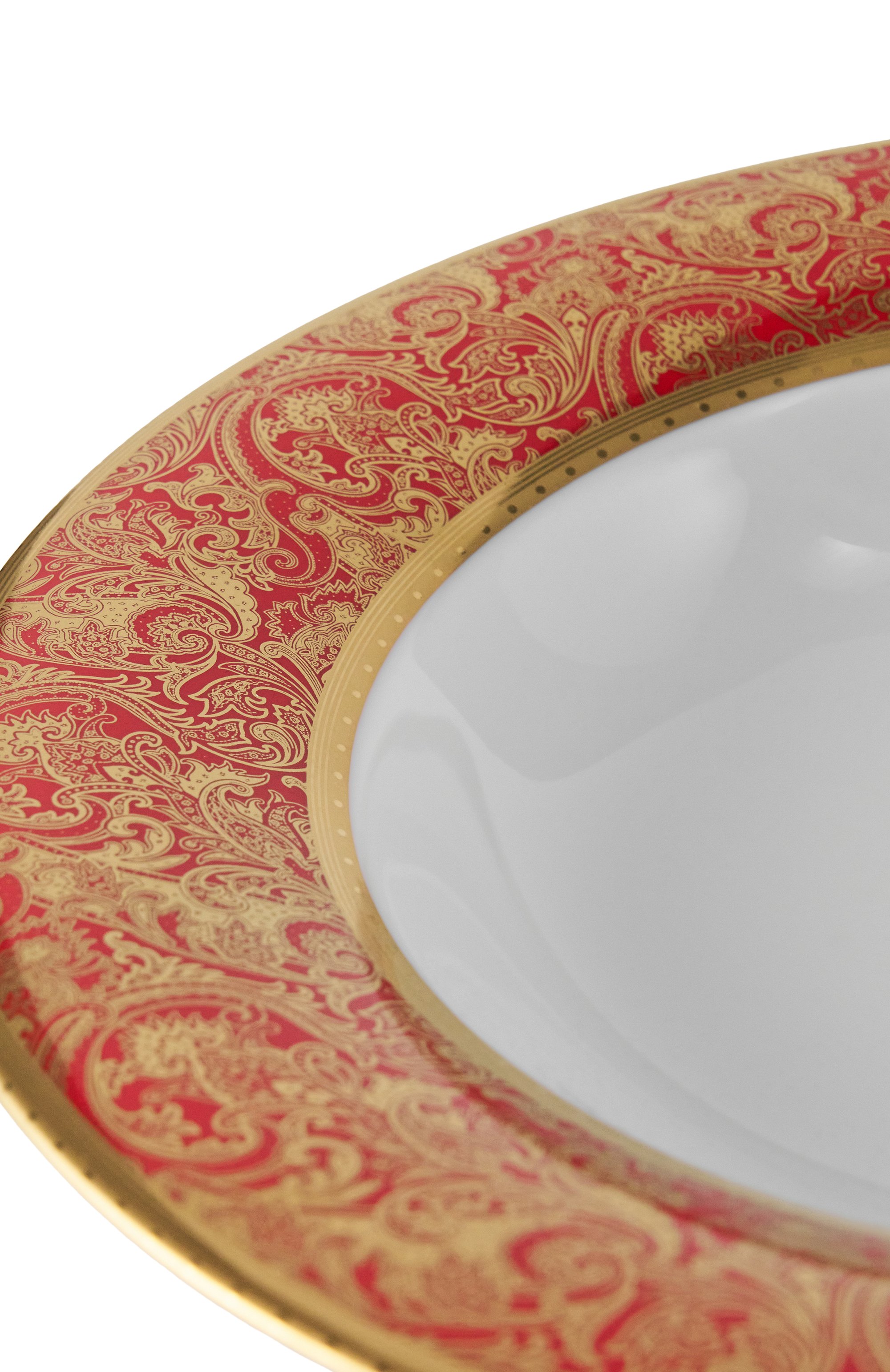 Тарелка суповая velin red STEFANO RICCI красного цвета по цене 51500 руб., арт. 0PF001/VELIN6/C. 1036, фото 4 Тарелка суповая velin red STEFANO RICCI, арт. 0PF001/VELIN6/C. 1036, фото 4