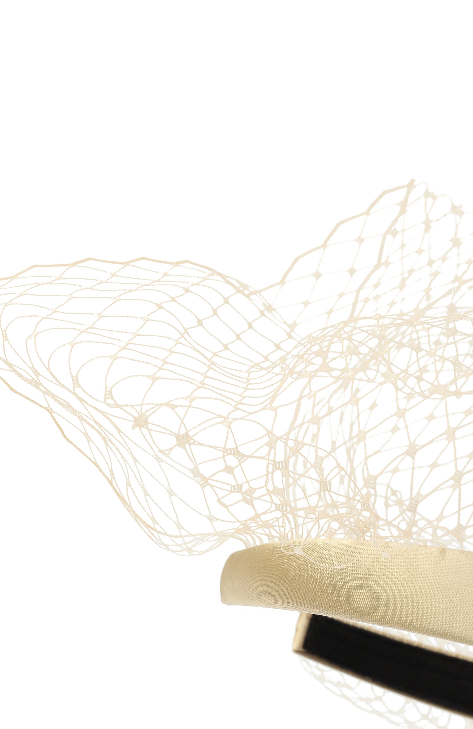 Ободок для волос PANFIL бежевого цвета по цене 9000 руб., арт. 11S-VL, фото 3 Ободок для волос PANFIL, арт. 11S-VL, фото 3