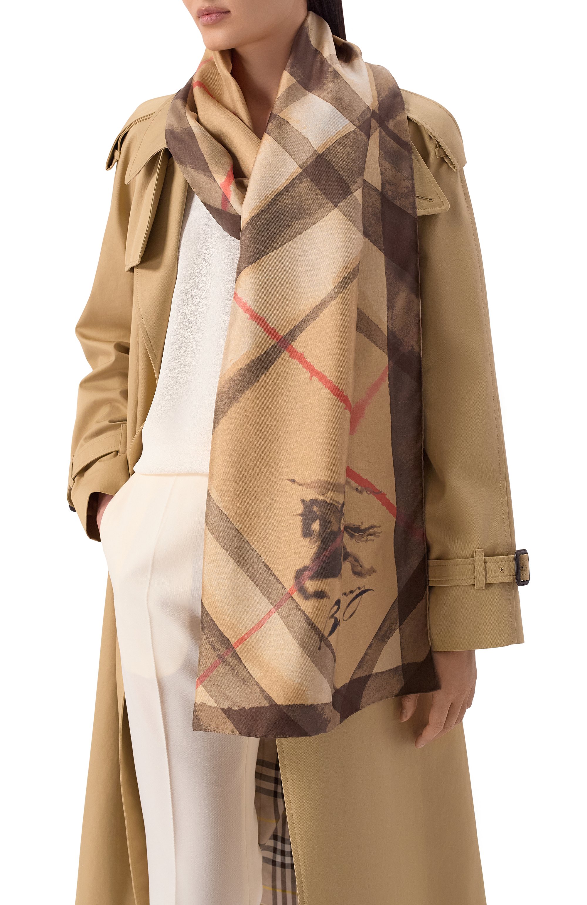 Шелковый шарф BURBERRY бежевого цвета по цене 76250 руб., арт. 8120311, фото 2 Шелковый шарф BURBERRY, арт. 8120311, фото 2