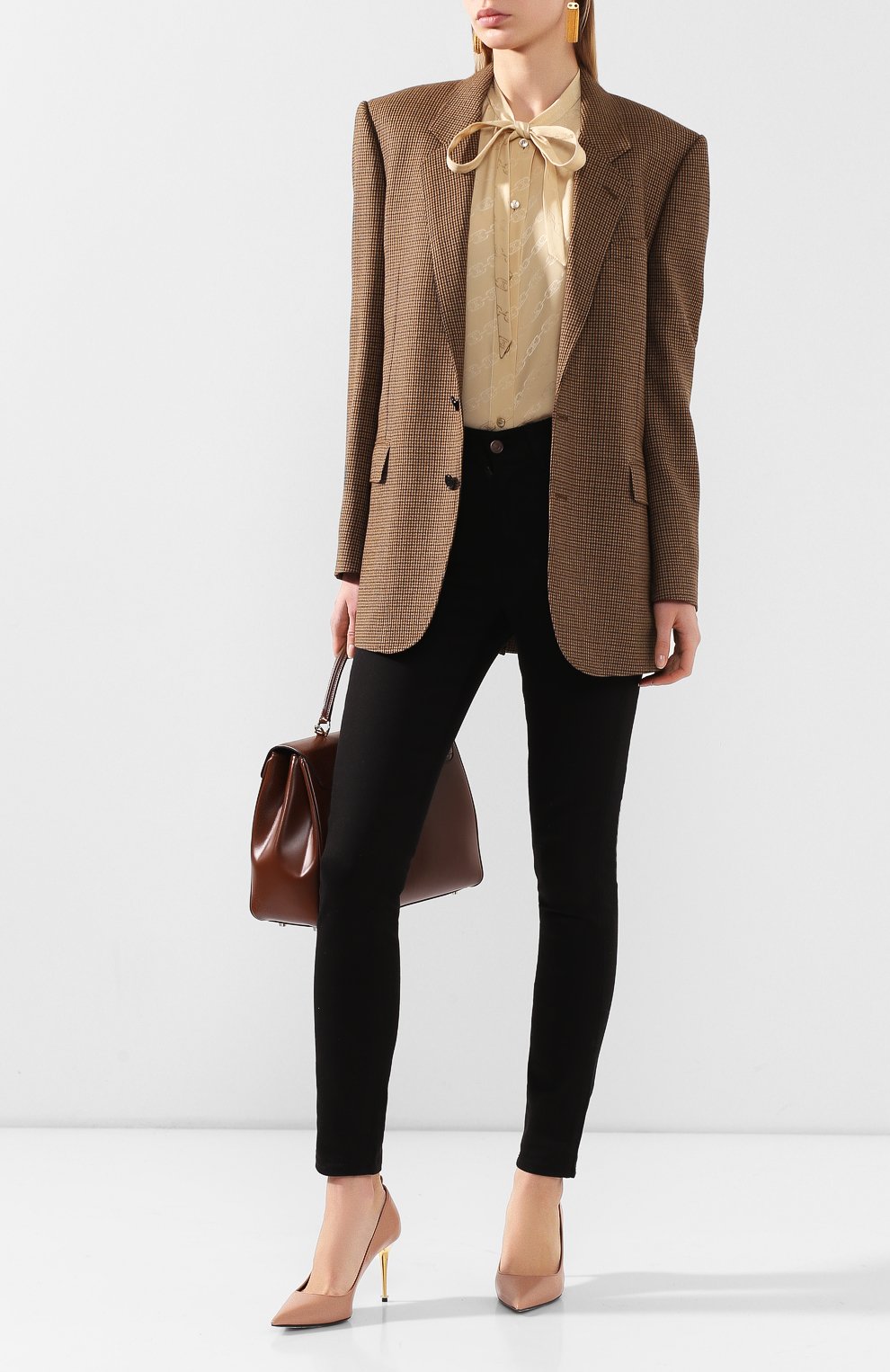 Джинсы CELINE черного цвета по цене 52850 руб., арт. 2N012786D, фото 2 Джинсы CELINE, арт. 2N012786D, фото 2