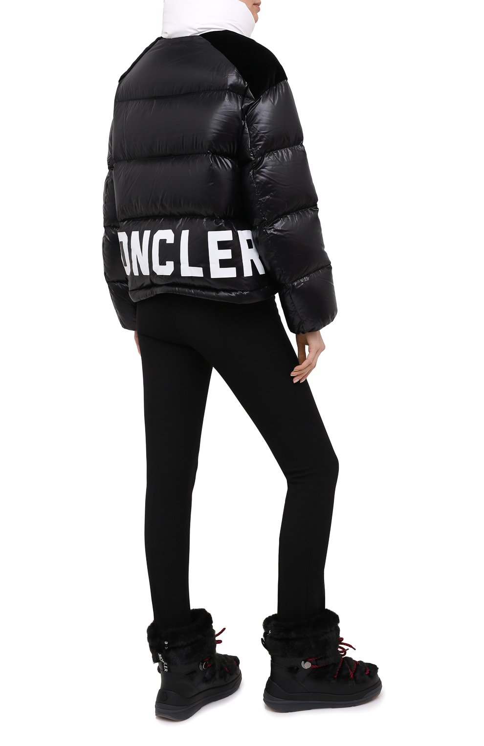 Пуховик MONCLER черного цвета по цене 82850 руб., арт. F2-093-1A52B-00-C0232, фото 2 Пуховик MONCLER, арт. F2-093-1A52B-00-C0232, фото 2