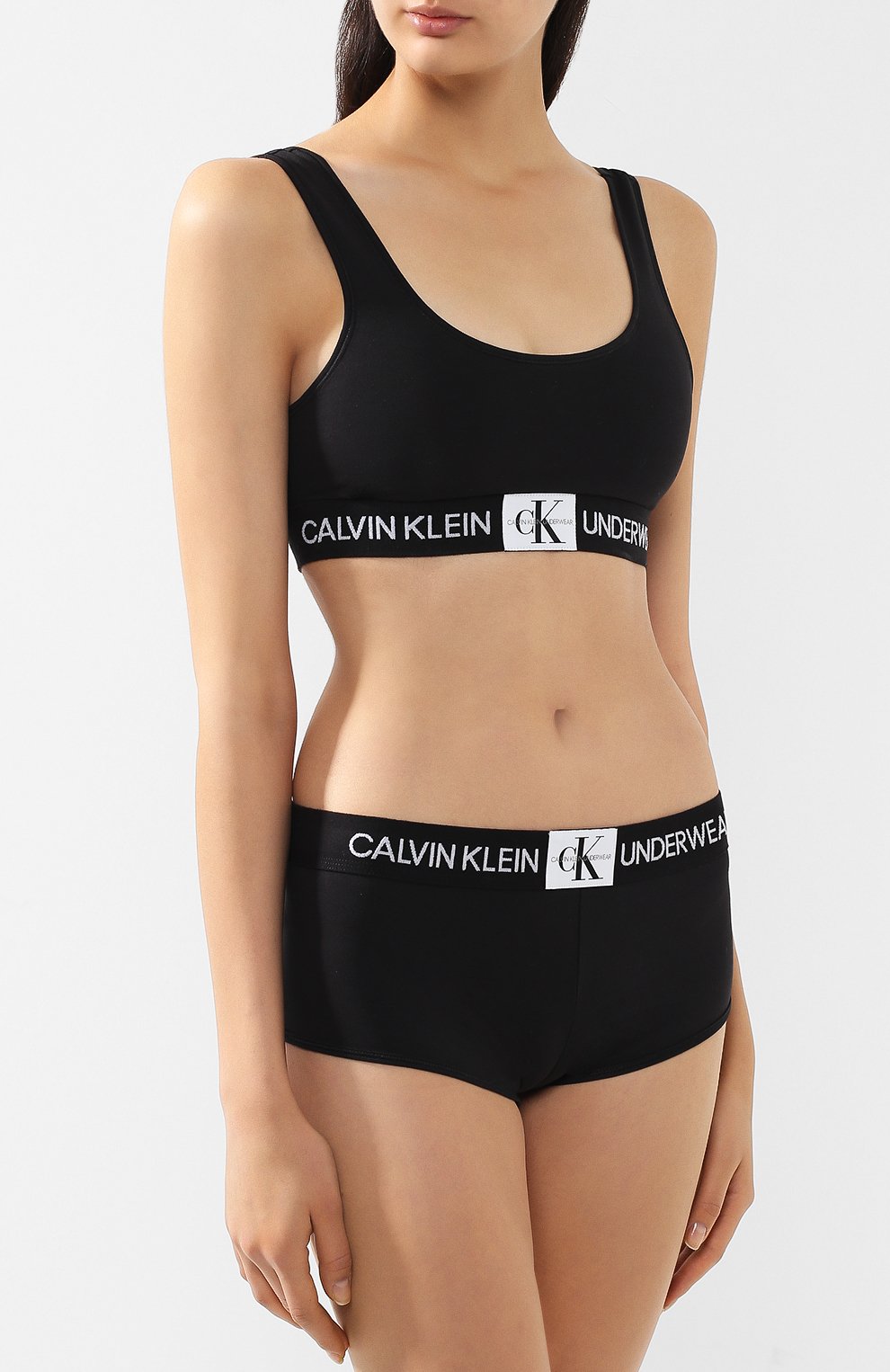 Хлопковые трусы-шорты CALVIN KLEIN черного цвета по цене 2755 руб., арт. QF4922E, фото 2 Хлопковые трусы-шорты CALVIN KLEIN, арт. QF4922E, фото 2
