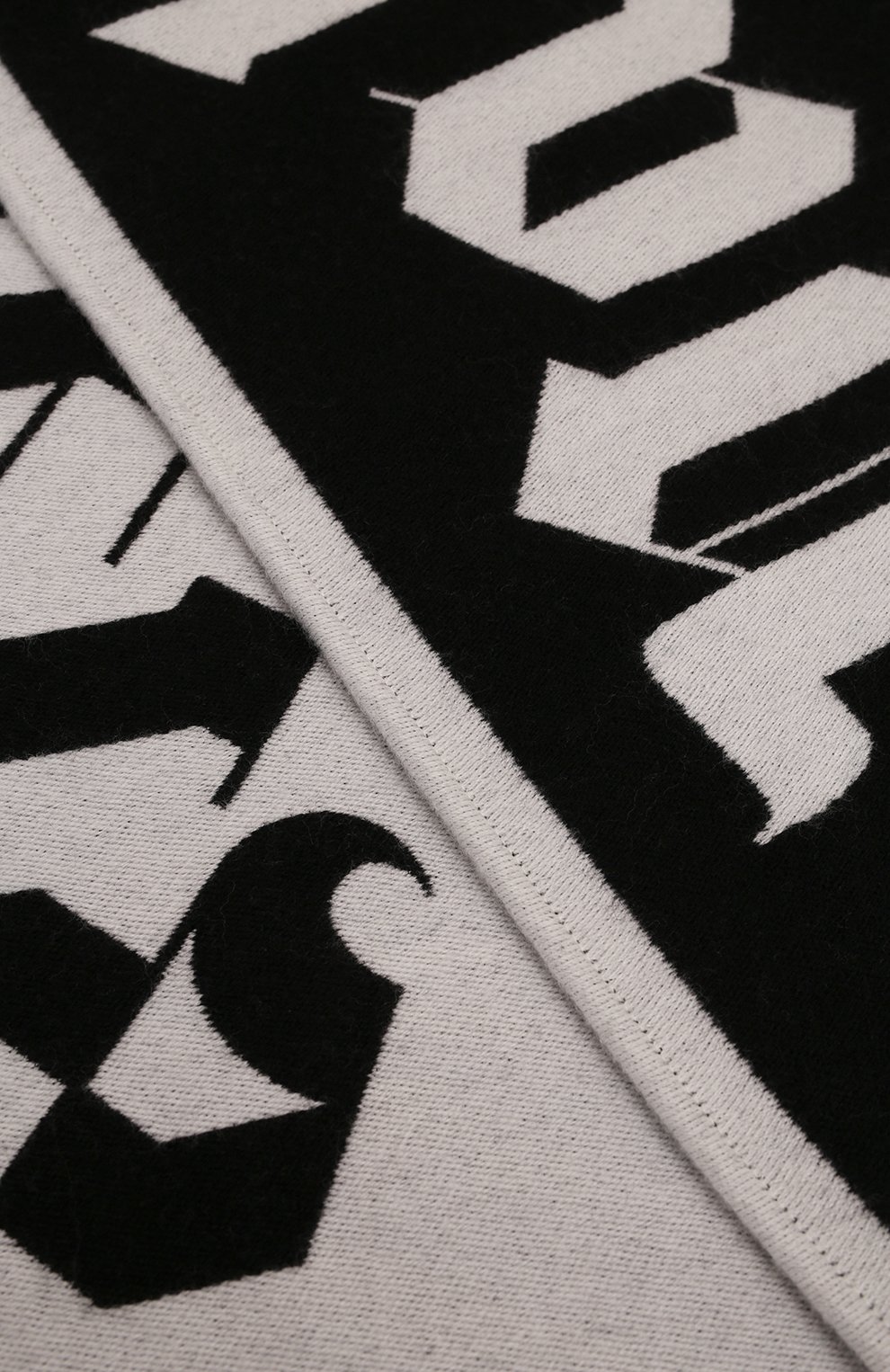 Шерстяной шарф PALM ANGELS черно-белого цвета по цене 37200 руб., арт. PMMA025C99KNI0021001, фото 4 Шерстяной шарф PALM ANGELS, арт. PMMA025C99KNI0021001, фото 4