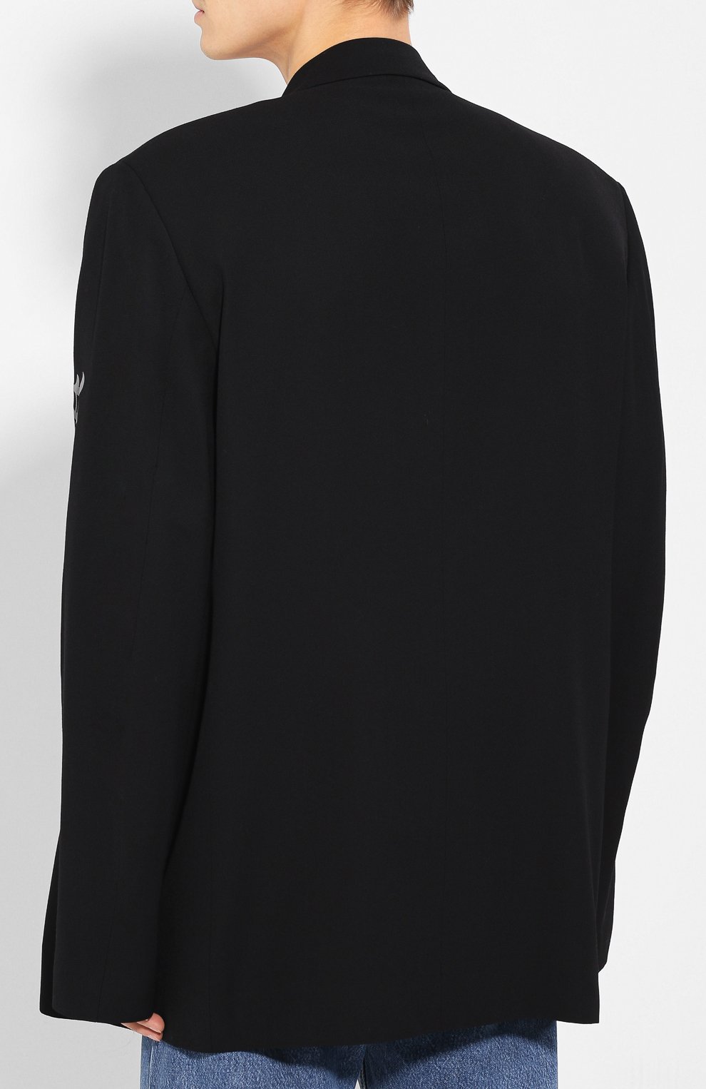 Пиджак из смеси вискозы и шерсти VETEMENTS черного цвета по цене 138500 руб., арт. SS20JA143 1501/M, фото 4 Пиджак из смеси вискозы и шерсти VETEMENTS, арт. SS20JA143 1501/M, фото 4