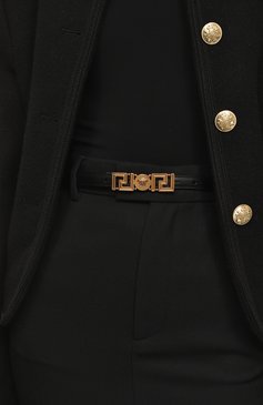Женский кожаные ремень VERSACE черного цвета, арт. 1009125/1A04791 | Фото 2 (Материал: Натуральная кожа; Материал сплава: Проставлено; Нос: Не проставлено)