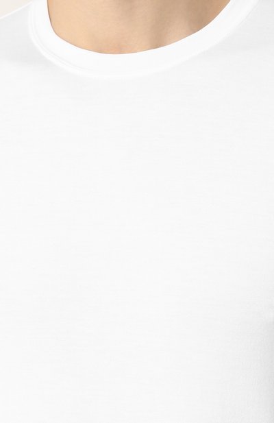 Хлопковая однотонная футболка FEDELI белого цвета по цене 14400 руб., арт. 1UE00298, фото 5 Хлопковая однотонная футболка FEDELI, арт. 1UE00298, фото 5