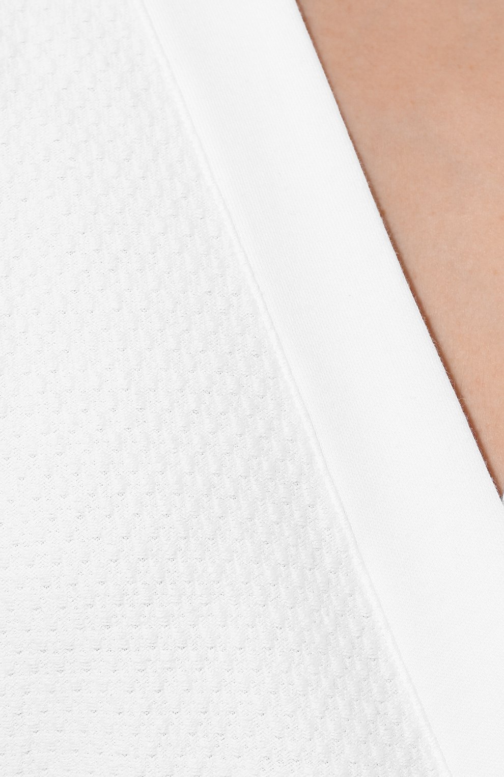 Хлопковый халат HANRO белого цвета по цене 31590 руб., арт. 077303, фото 5 Хлопковый халат HANRO, арт. 077303, фото 5