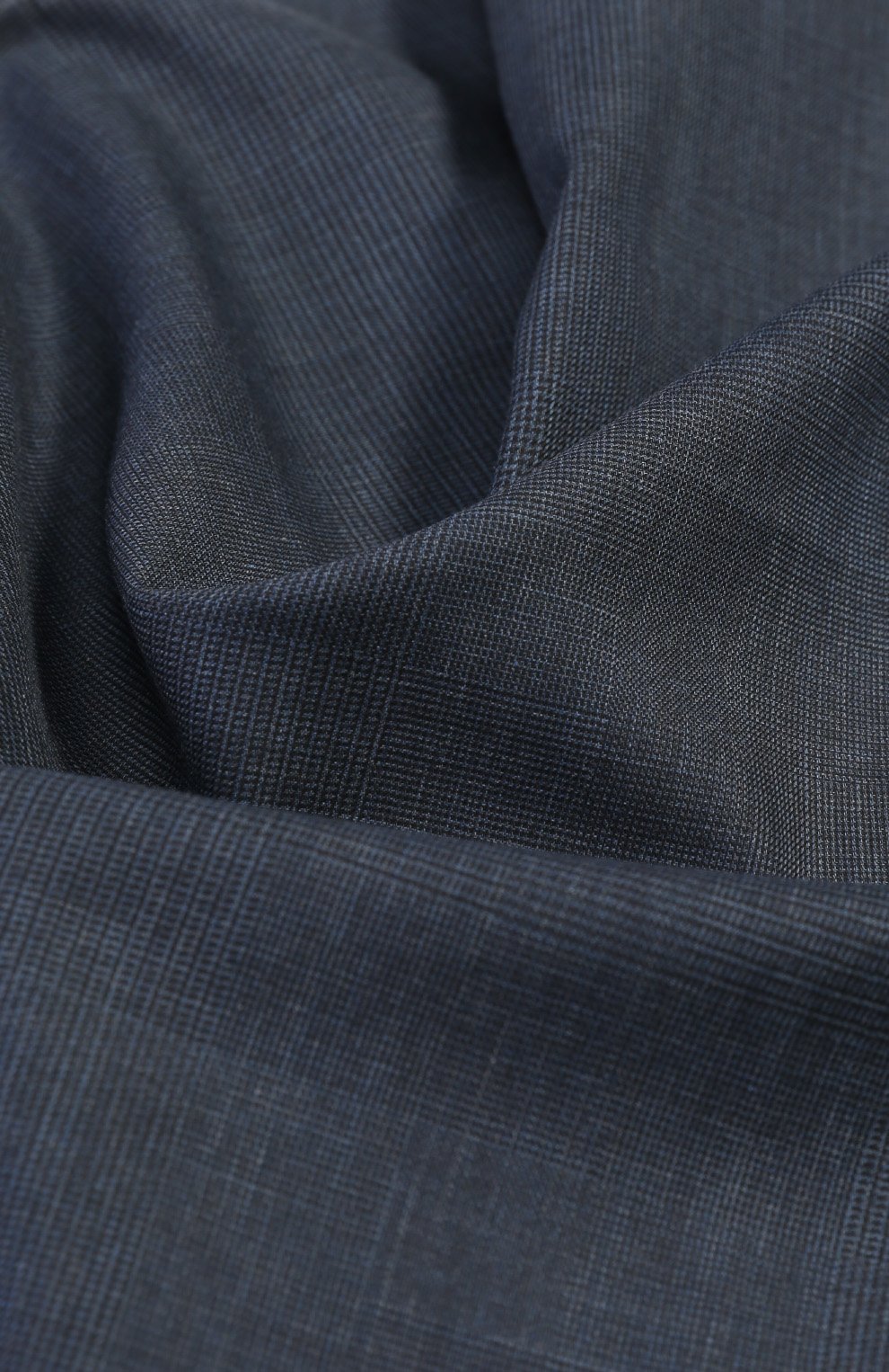 Хлопковый платок BRIONI темно-синего цвета по цене 13400 руб., арт. 0715/06072, фото 3 Хлопковый платок BRIONI, арт. 0715/06072, фото 3